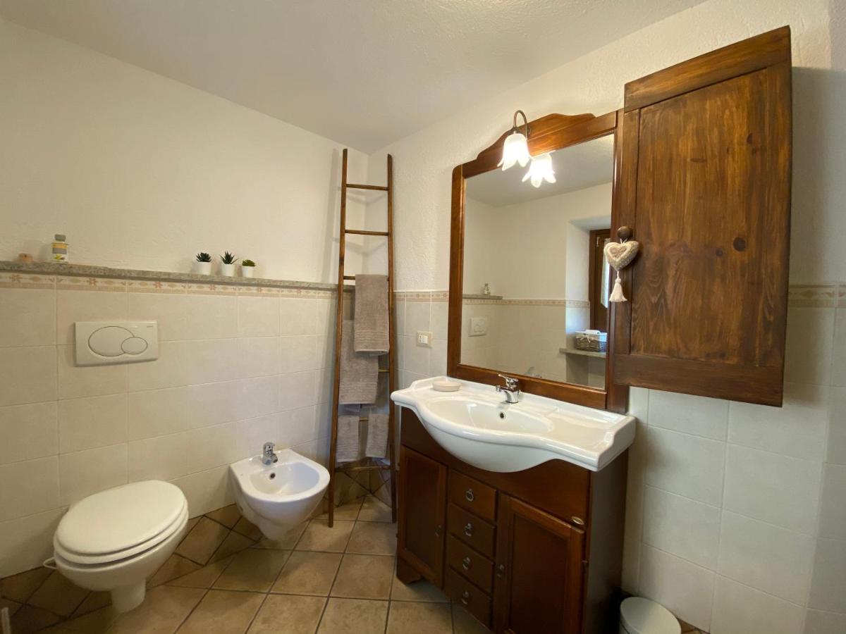 Grenier Du Coeur Apartment Aosta Exterior photo