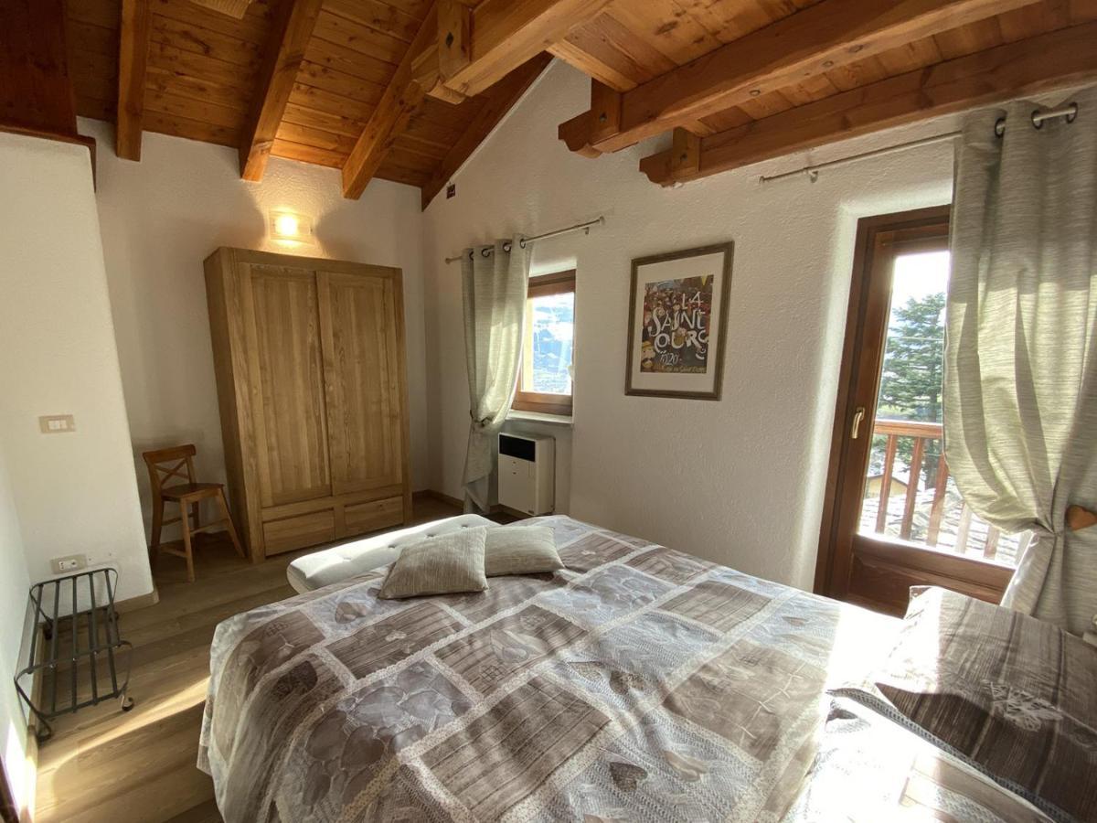 Grenier Du Coeur Apartment Aosta Exterior photo